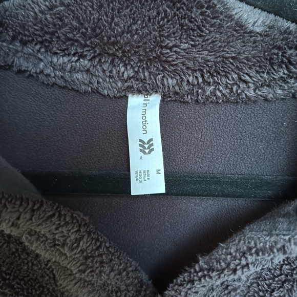 All in Motion black women’s cropped fleece size medium - Picture 2 of 7